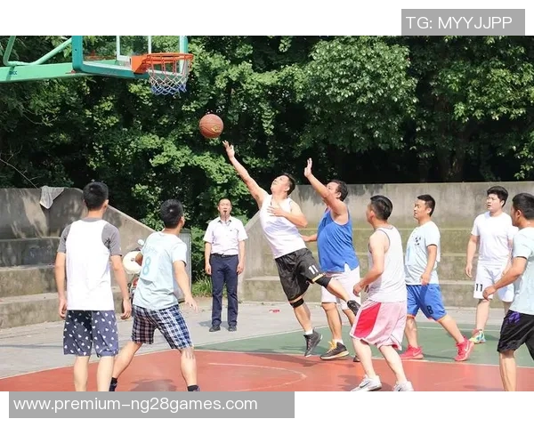 打篮球被虐的那些年我在球场上如何逆袭成赢家